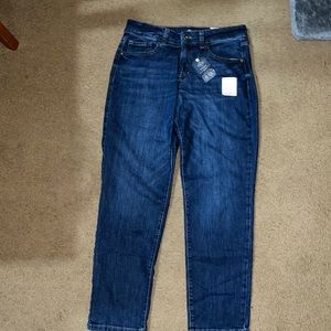 NWT  ST. JOHN’S BAY Jeans 👖